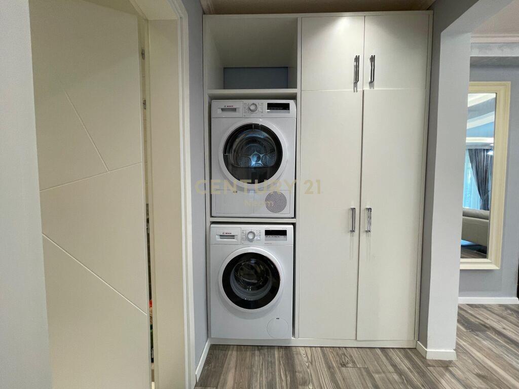 Qira Apartament 1+1+Post Parkimi TEG 700 € 85 m2