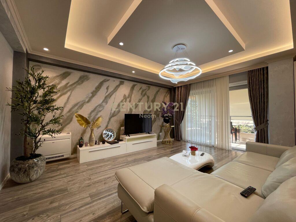 Qira Apartament 1+1+Post Parkimi TEG 700 € 85 m2