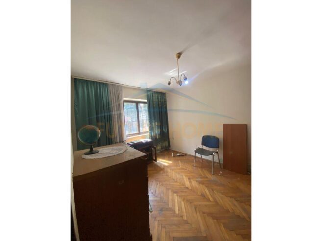 Shitet, Apartament 2+1, 21 Dhjetori