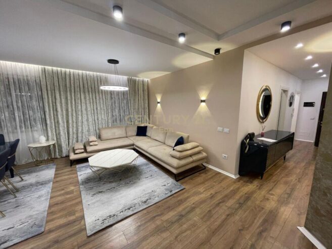 Apartament 2+1+2 per Shitje te Ish Parku Sportiv, Durrës !!!