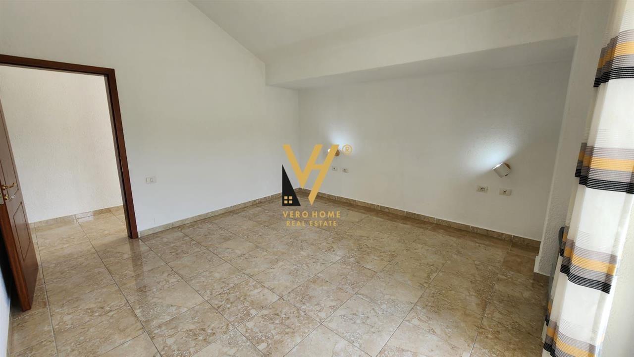 APARTAMENT 3+1+2 TE KOPSHTI ZOOLOGJIK 499.000 EURO