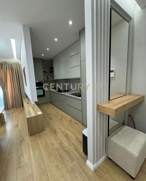 Shitet Apartament 2+1+Post Parkimi Rruga e Kavajes 350 000 €