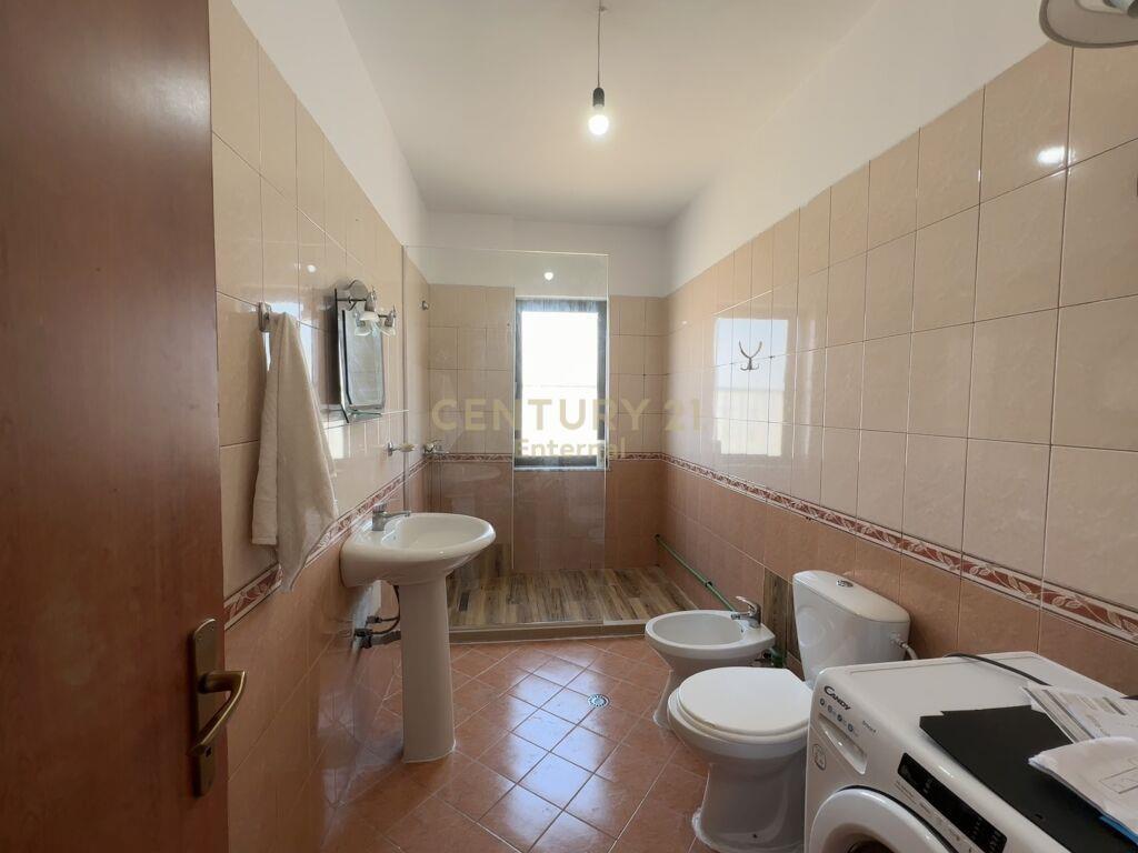 Qira Apartament 2+1 21 Dhjetori 650 € 100 m2