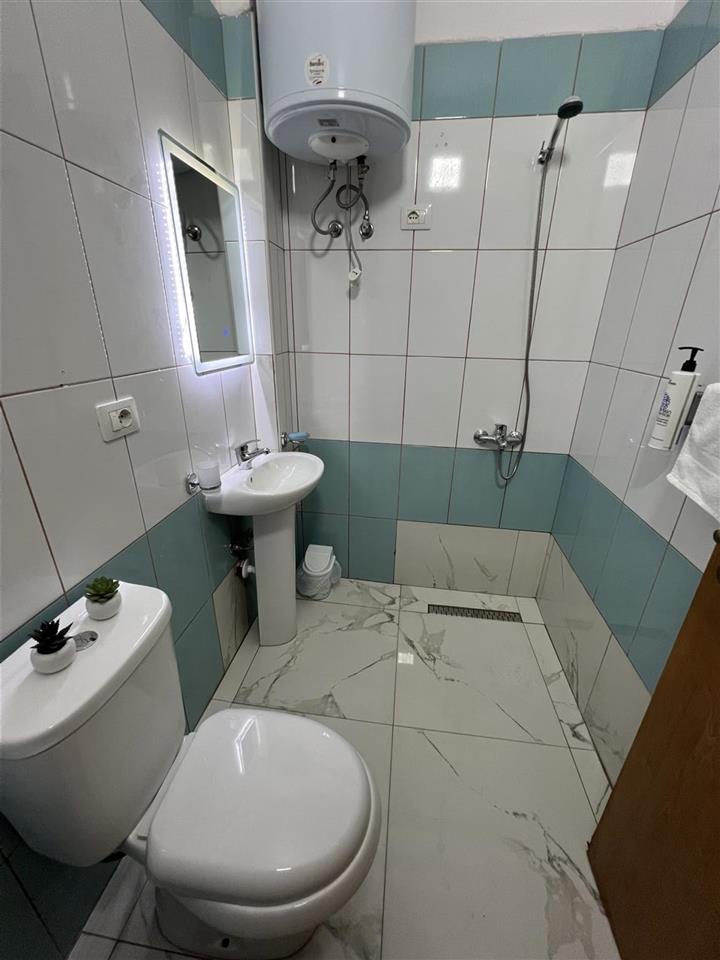 Garsoniere prane hotelit britania 30 m2