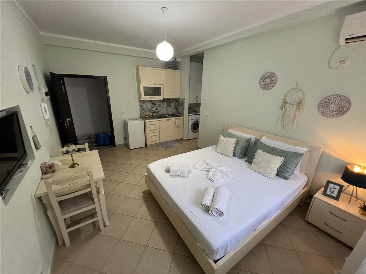 Garsoniere prane hotelit britania 30 m2