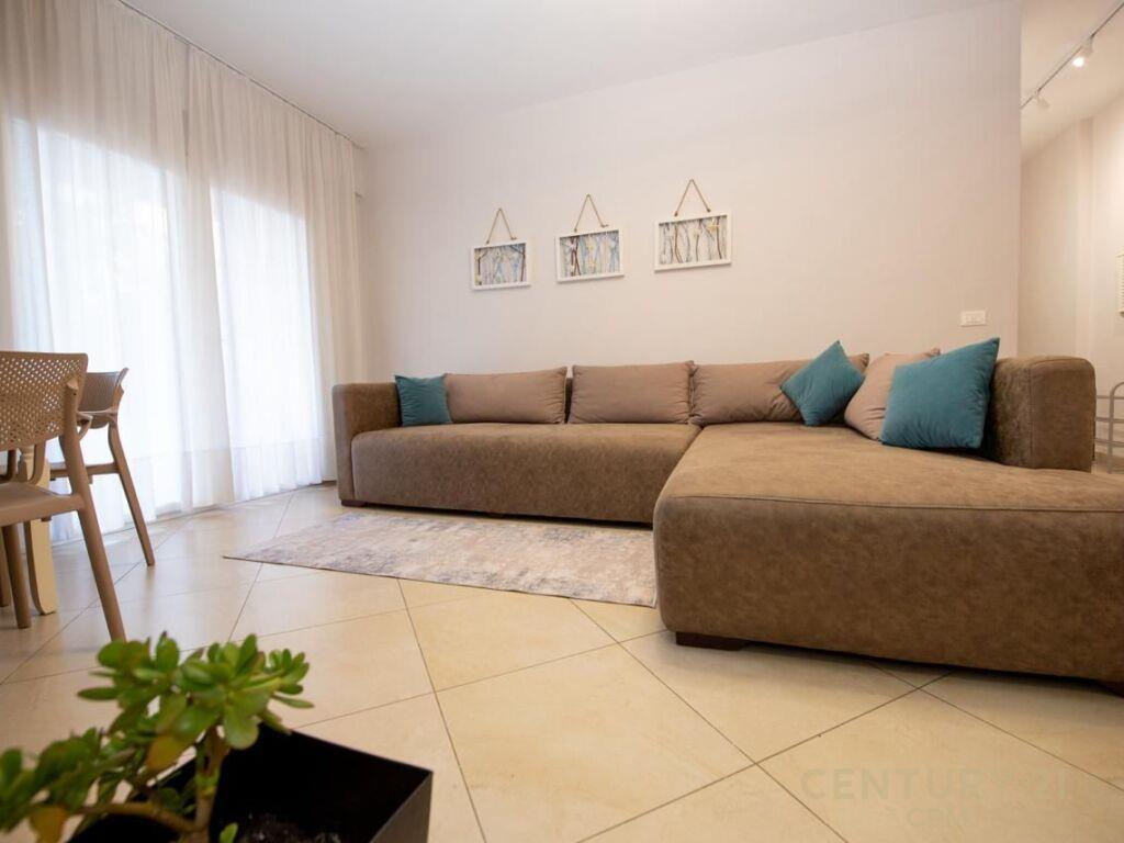 Shitet Apartament 1+1+1 Vlorë Uji i Ftohtë 155 000 €