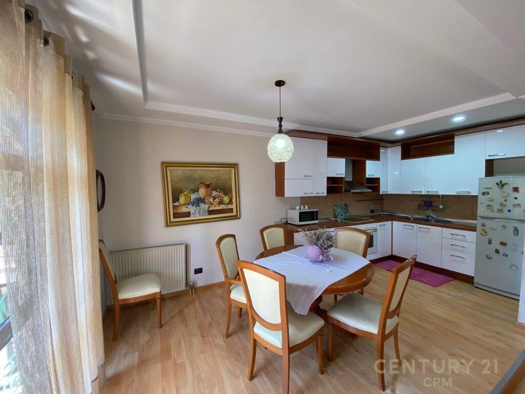 JAPIM APARTAMENT ME QIRA 3+1 PRANE SELVISE!bot98697