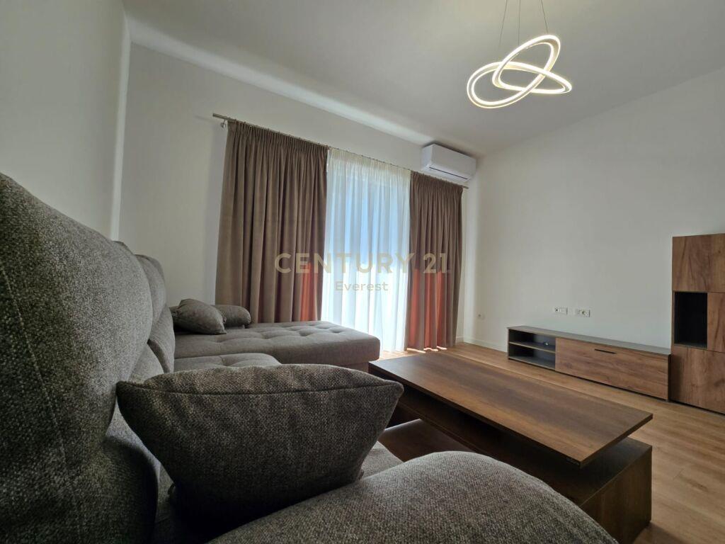 Qira Apartament 1+1+1 5 Maji 500 €