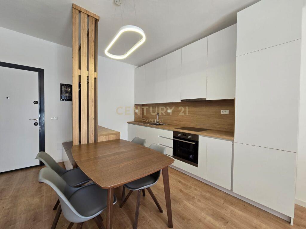 Qira Apartament 1+1+1 5 Maji 500 €