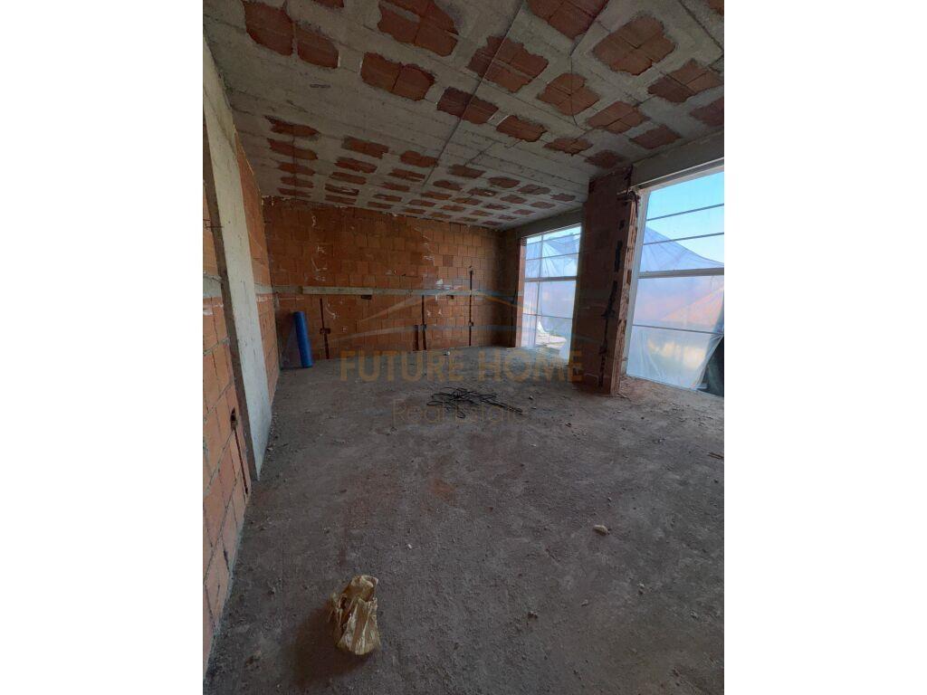 Tirane, shitet apartament 2+1 Kati 1, 90 m² 139.000 €