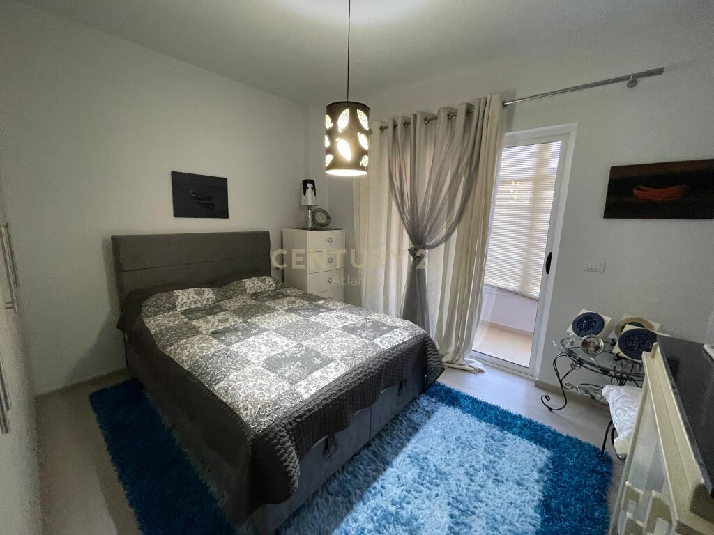 SHITET APARTAMENT 2+1+2T+3 BALLKONETE SHKEMBI KAVA