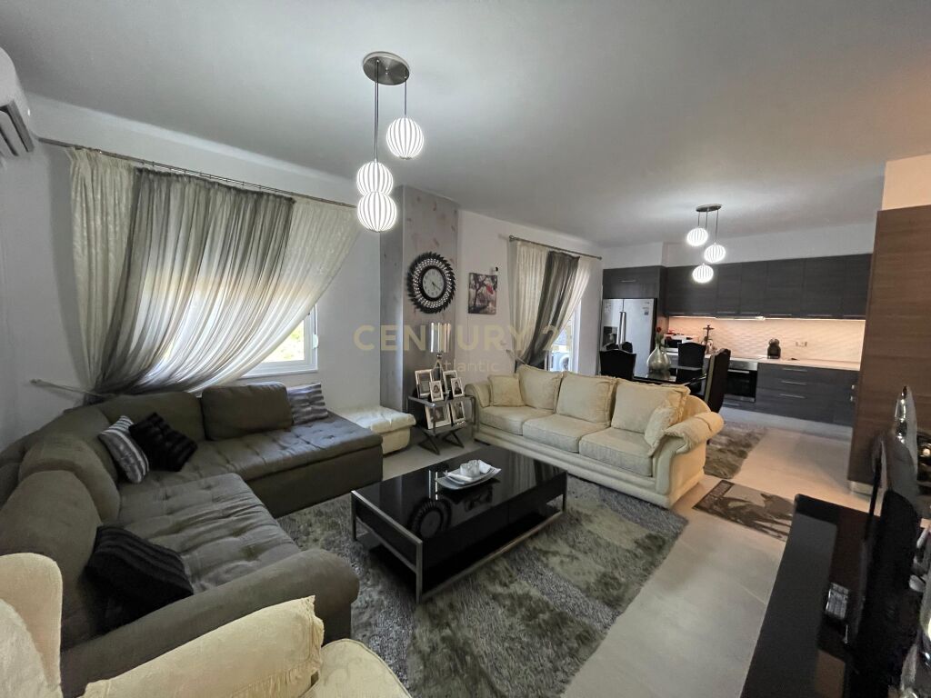 SHITET APARTAMENT 2+1+2T+3 BALLKONETE SHKEMBI KAVA