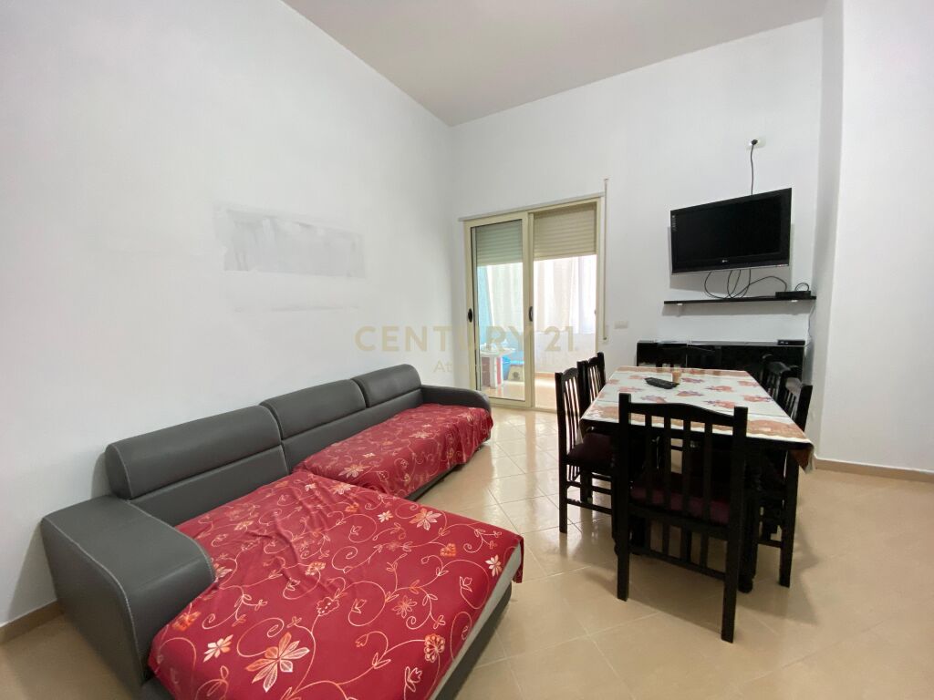 APARTAMENT 1+1 PER SHITJE NE SHKEMBIN E KAVAJES !