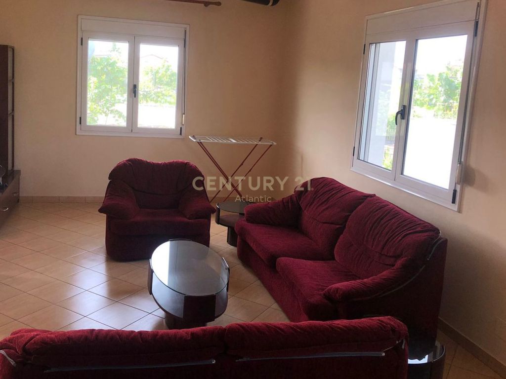 SHITET APARTAMENT 2+1 TEK LAGJA 15 DURRES!