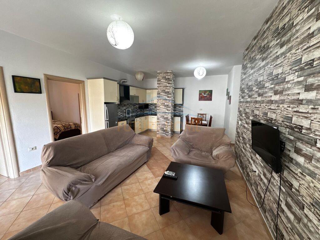 Qera, Apartament 2+1, Kopshti Botanik , Tiranë.