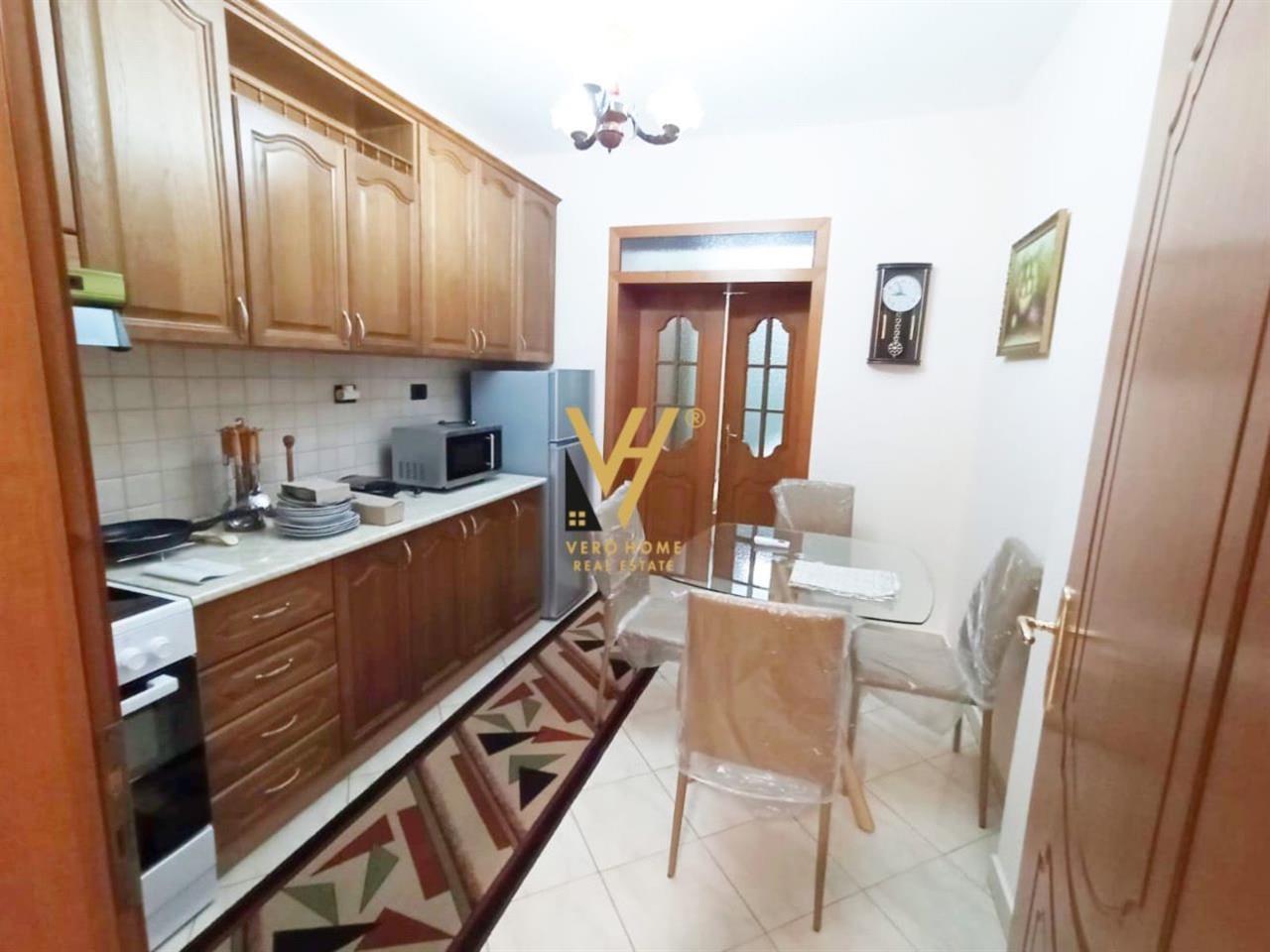 2+1TE SHESHI WILLSON 650 EURO