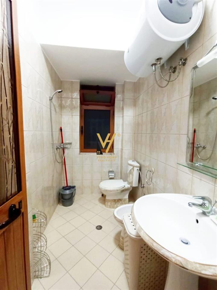 2+1TE SHESHI WILLSON 650 EURO