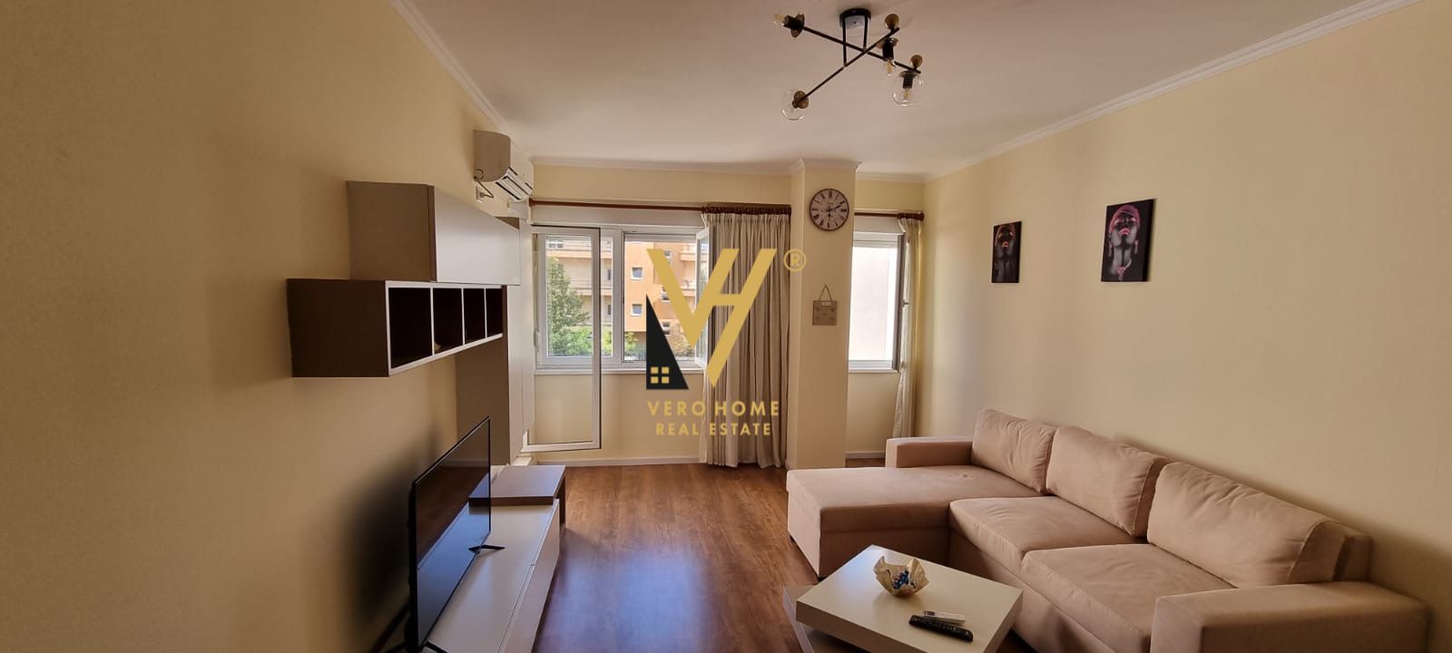 2+1 TE 21 DHJETORI 690 EURO