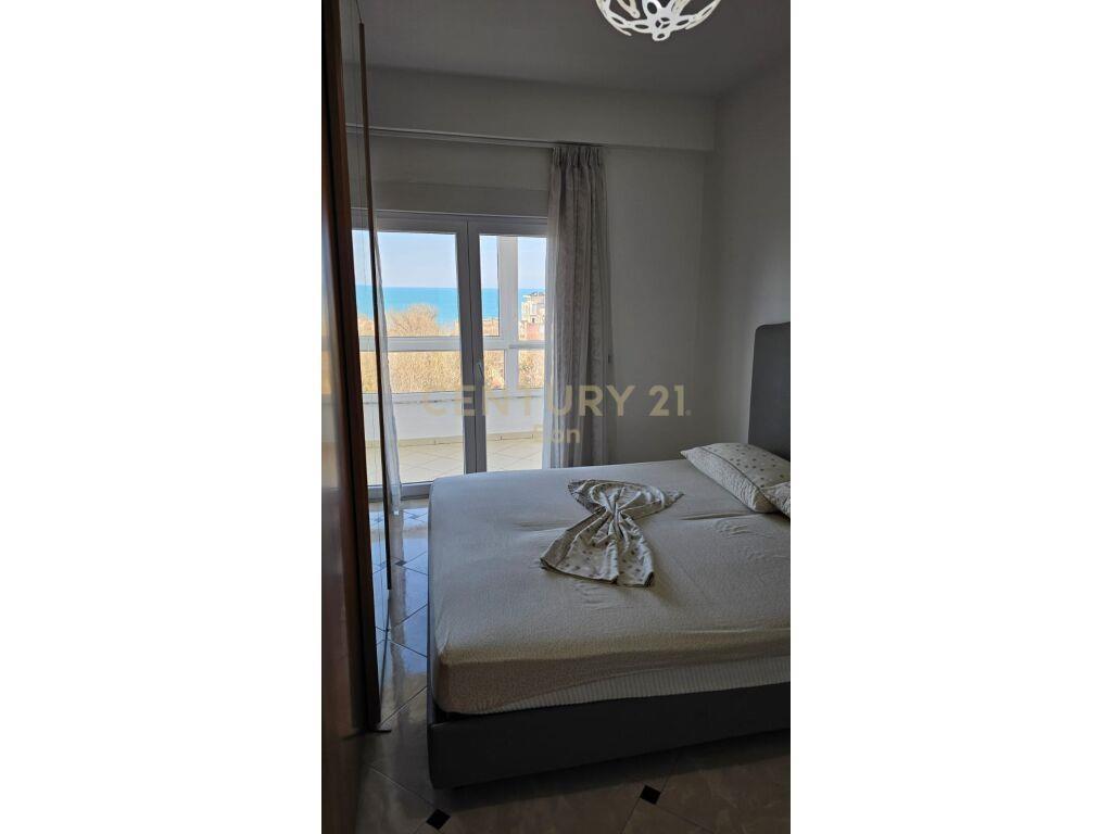 SHITET APARTAMENT ME PAMJE DETI +GARAZHD NE PLAZH!