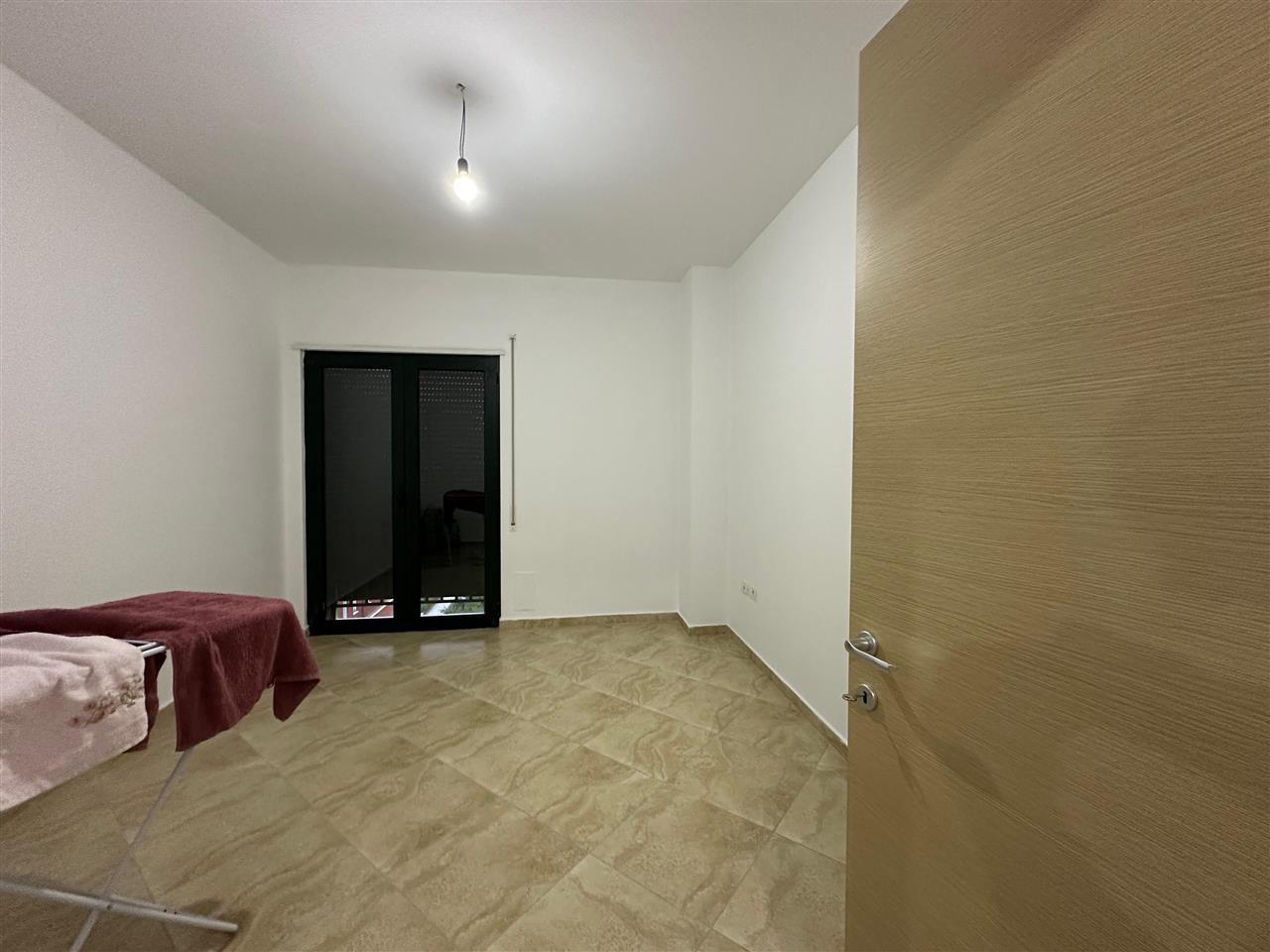 JEPET ME QERA 2+1+POST PARKIMI ASTIR