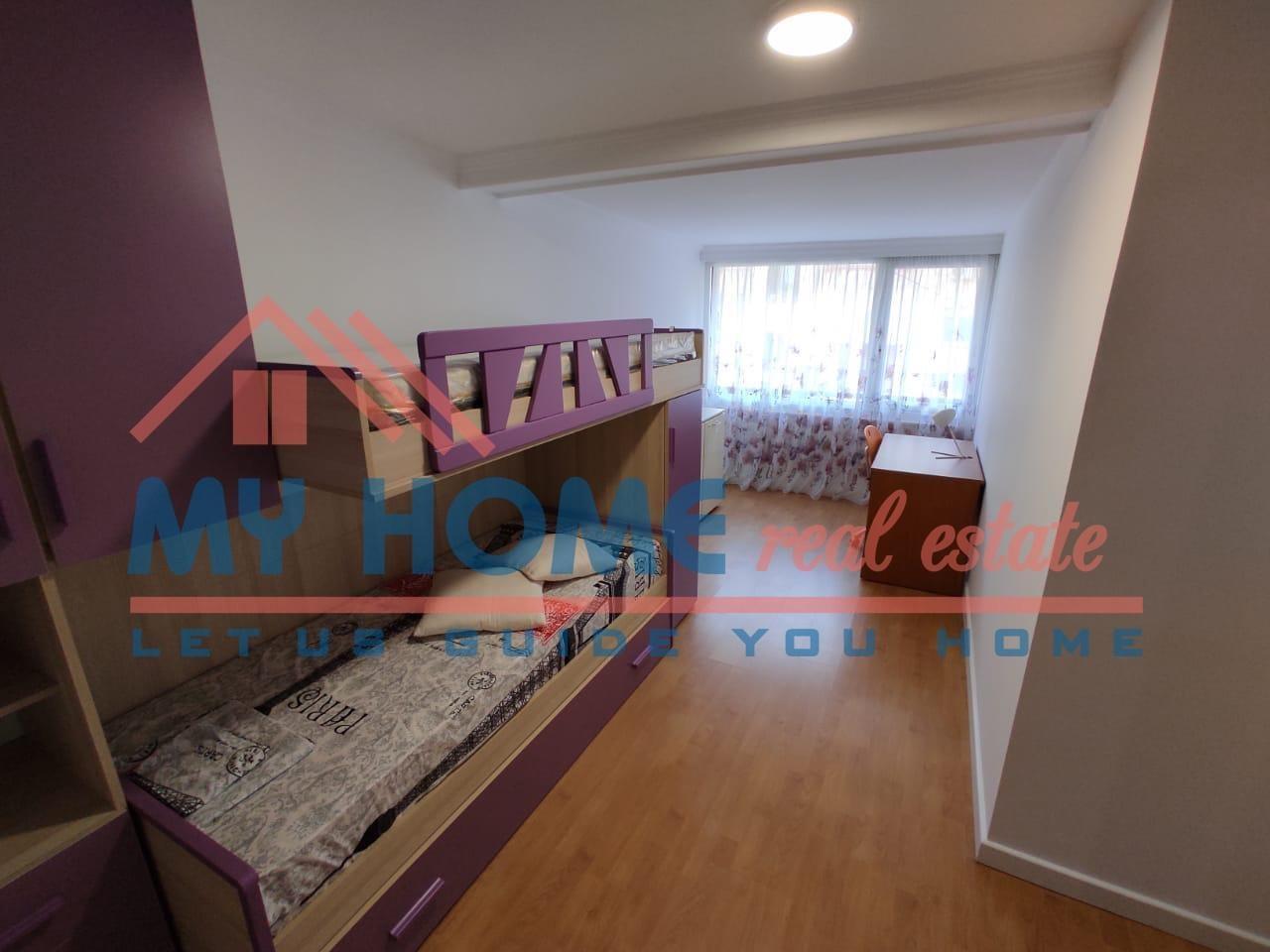 Apartament 2+1 ne shitje tek Libri Universitar