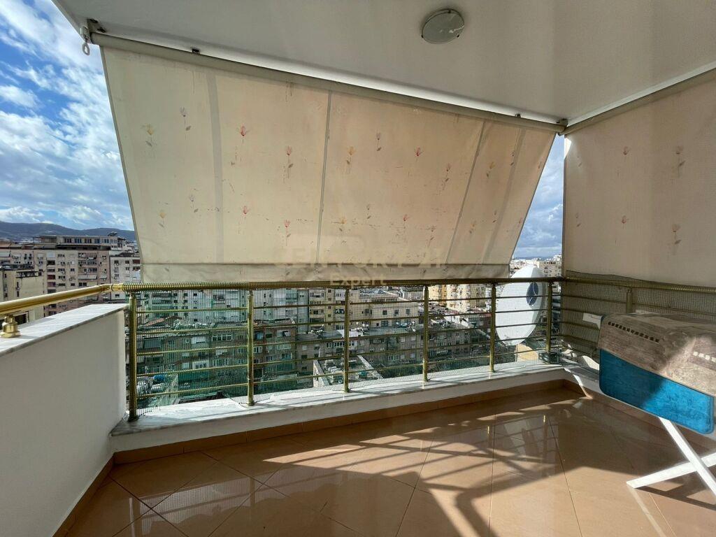 Qira Apartament 2+1+2+Ballkon Libri Universitar 700 €