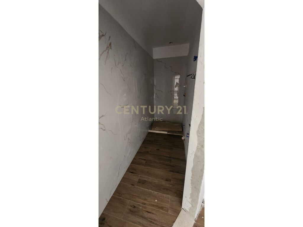 Apartament 1+1 Për Shitje Pranë Plazhit, Stacioni