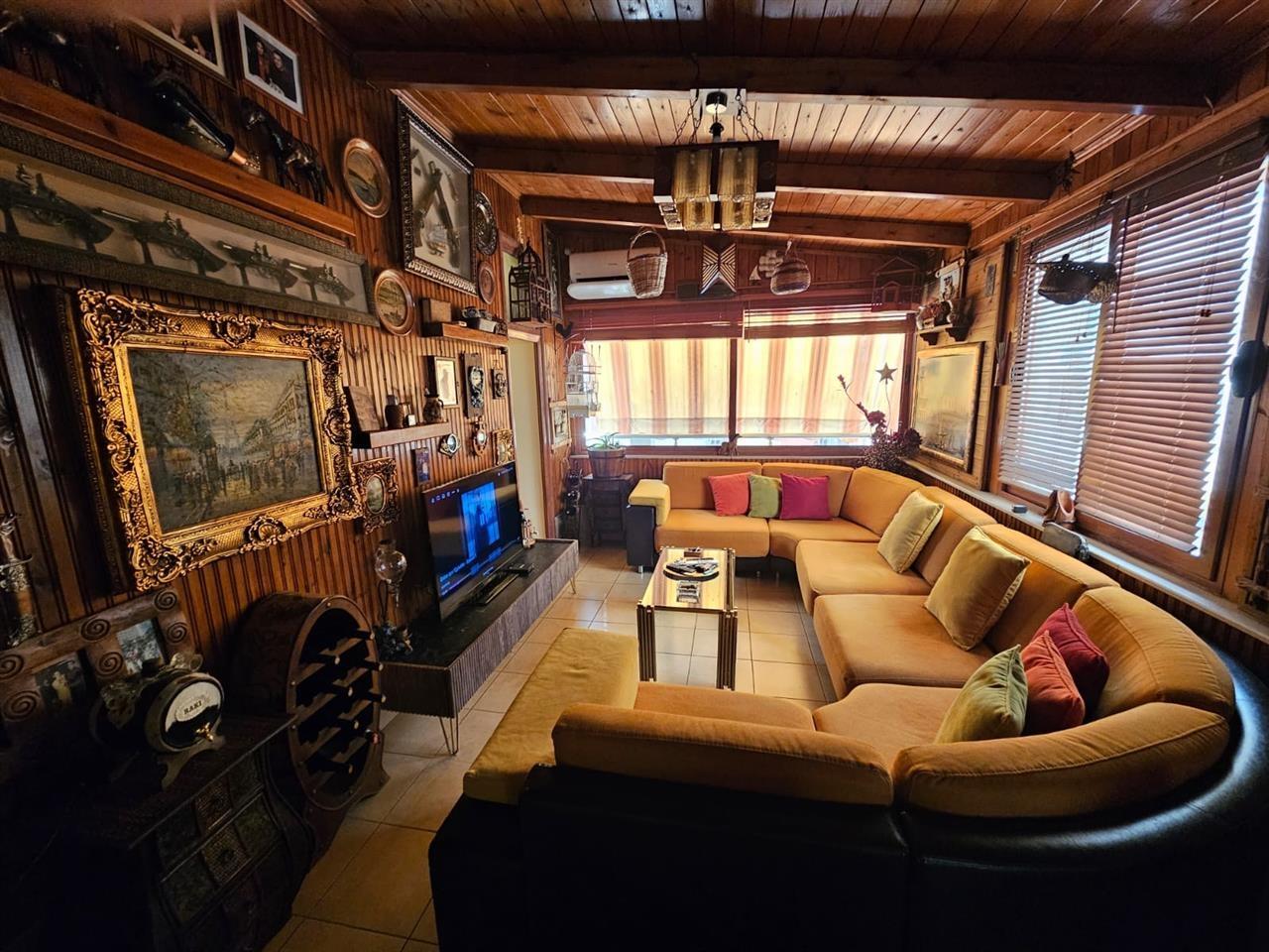 Shitet apartment ne Plazh, Hekurudha.