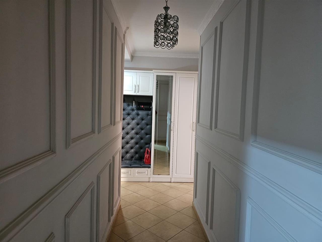 Shitet apartment ne Plazh, Hekurudha.