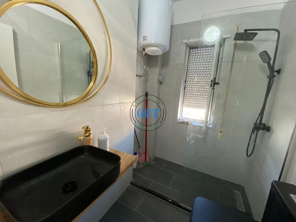 Shitet, Apartament 1+1 Me Pamje Deti, Plazh Iliria, Durres