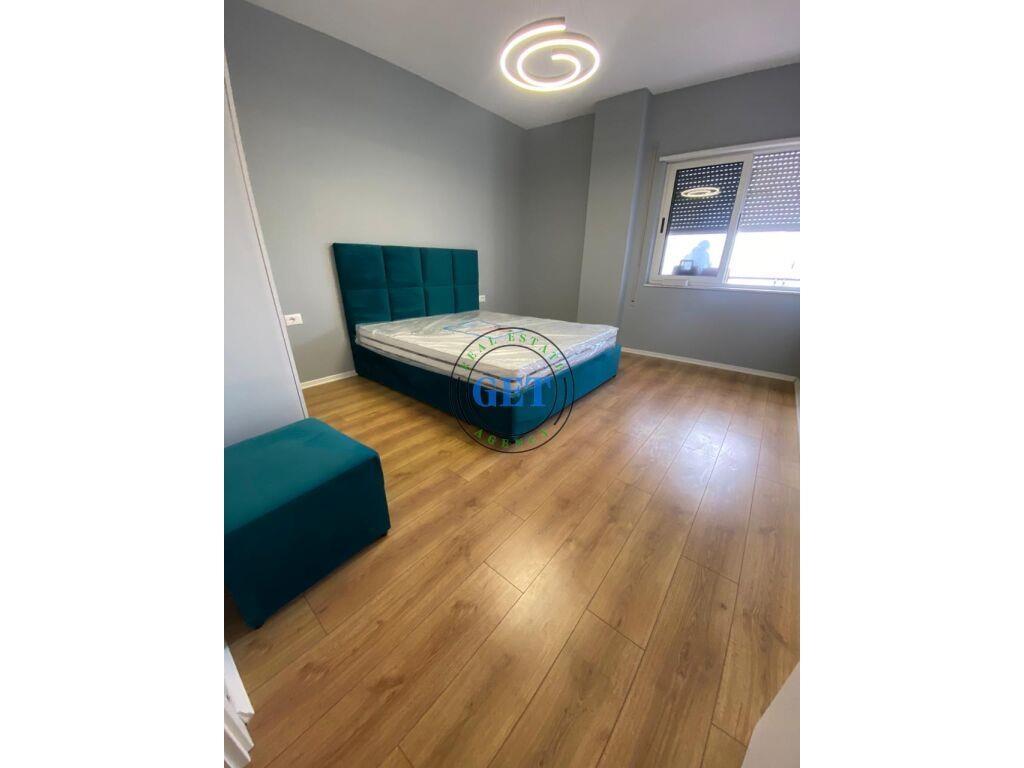 Shitet, Apartament 1+1 Me Pamje Deti, Plazh Iliria, Durres