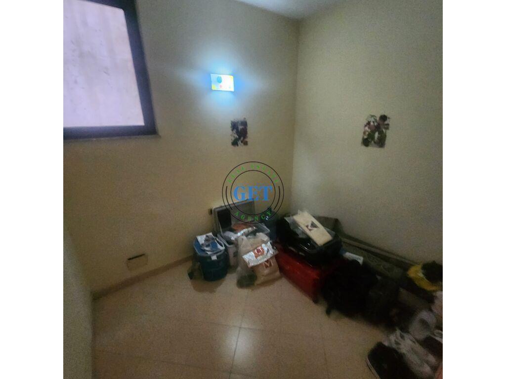 Shitet, Vile Private 4 Kateshe, Muzeumi, Durres