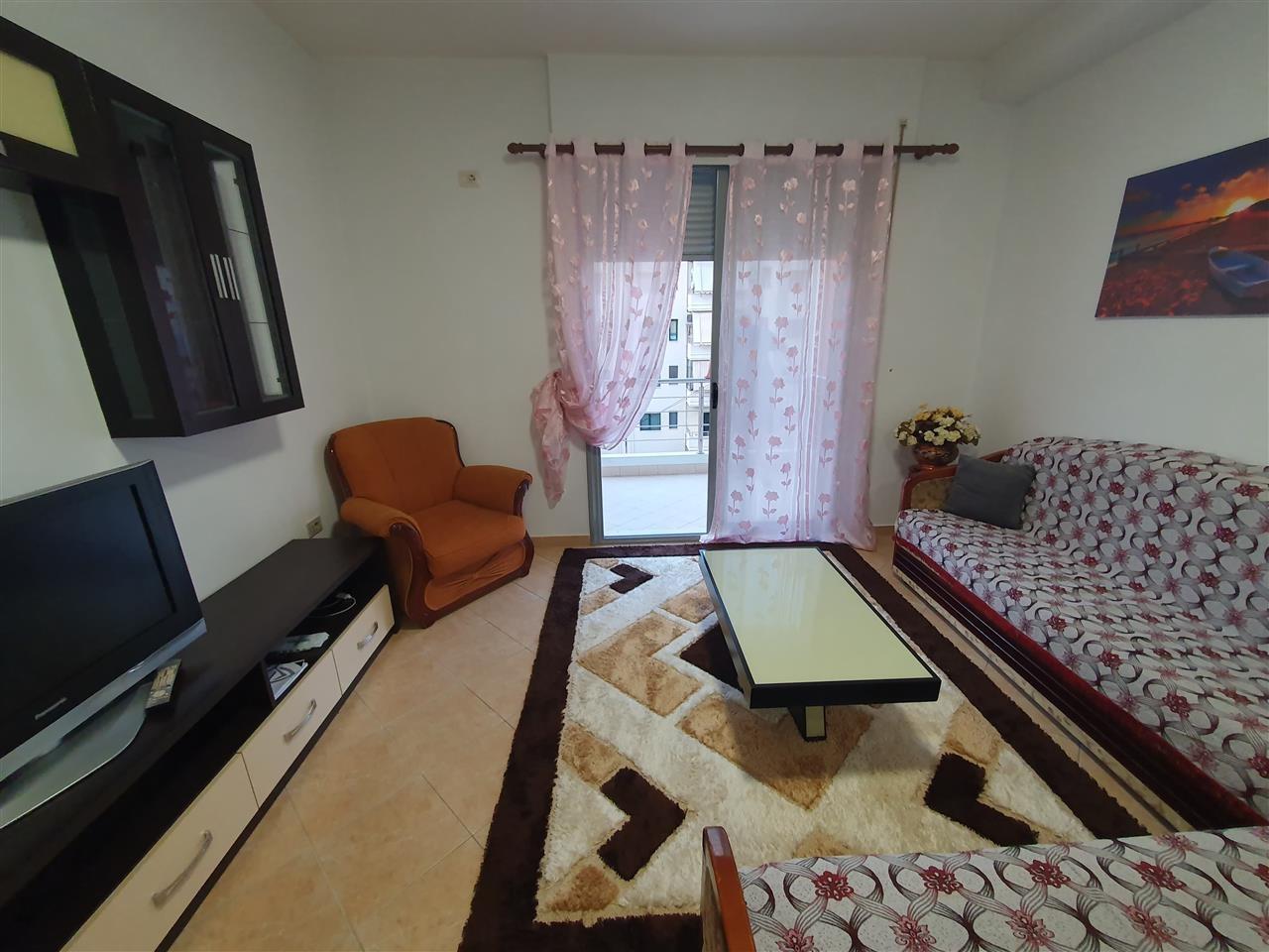 JEPET APARTAMENT 2+1+2 ME QIRA TEK RRUGA E ÇIPAJVE, VLORE!