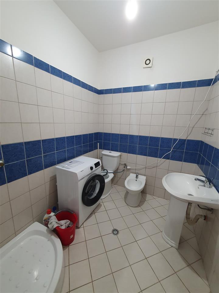 JEPET APARTAMENT 2+1+2 ME QIRA TEK RRUGA E ÇIPAJVE, VLORE!