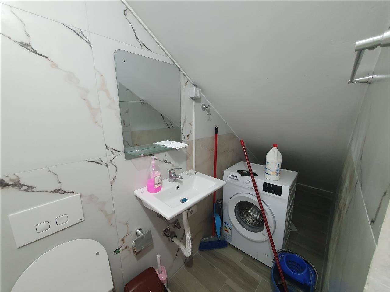 JEPET GARSONIERE ME QIRA PRANE RRUGES SE CIPAJVE, VLORE !