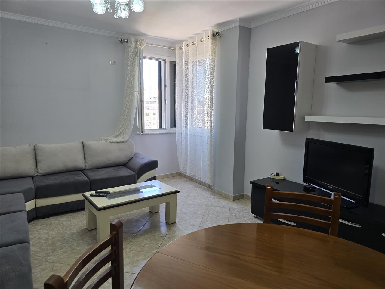 Jepet me Qira Apartament 2+1+2 në Durrës!