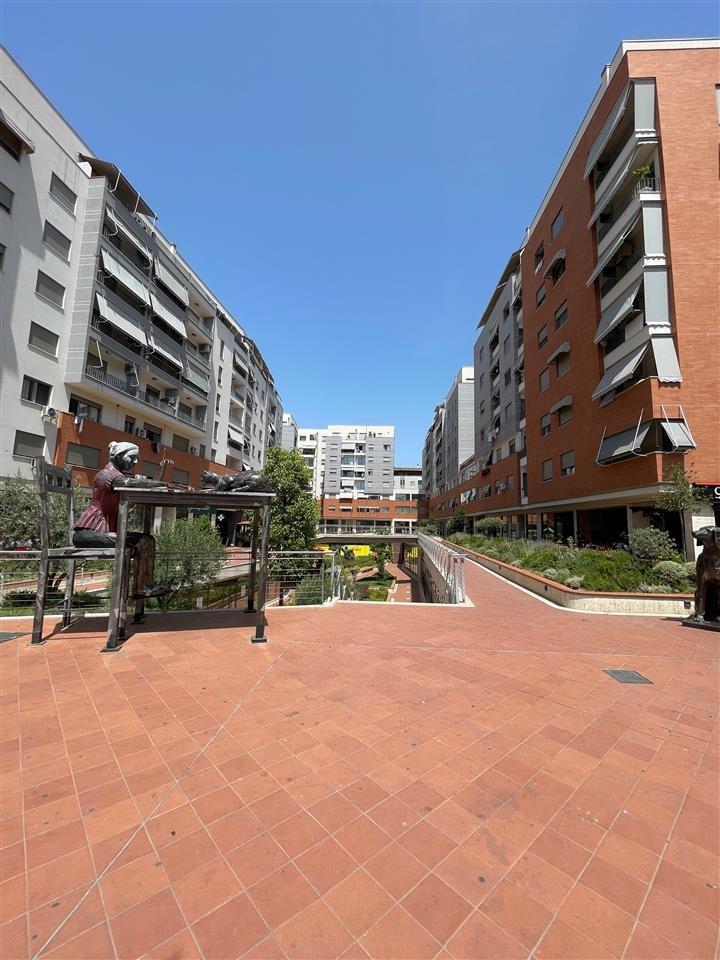 Qira, Apartament Lux 2+1+2, Kompleksi Tower Bridge 3, Tirane