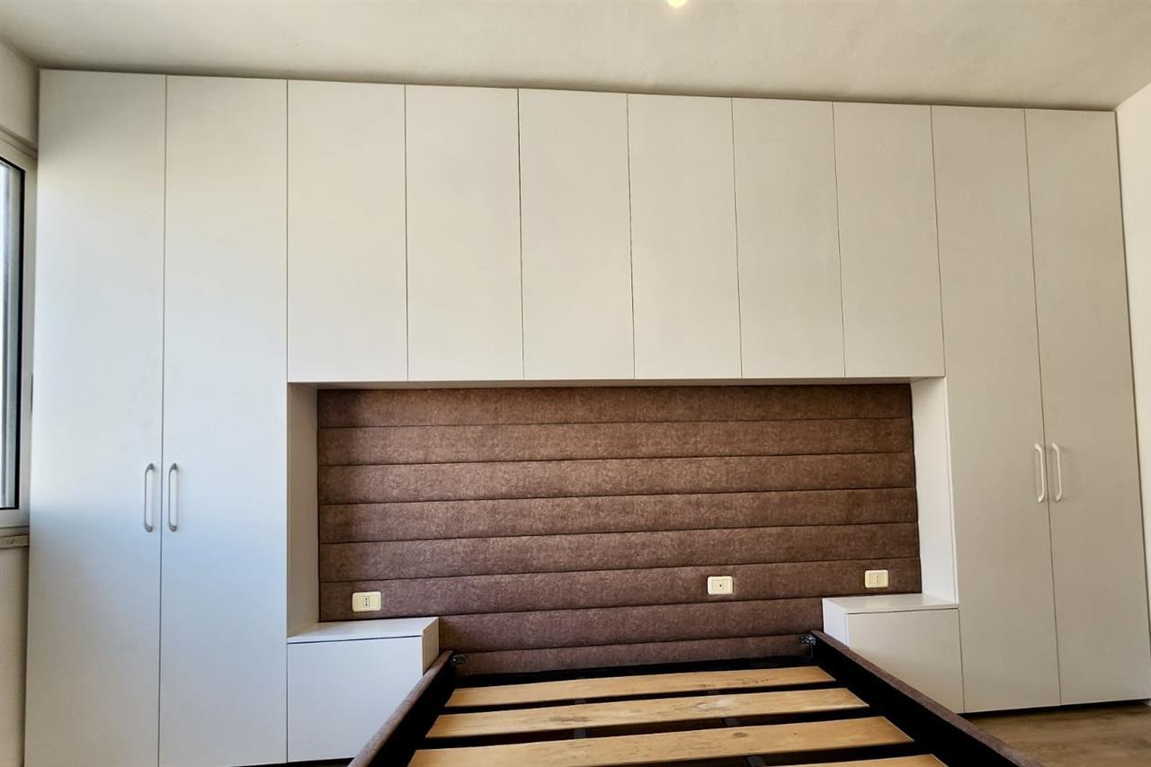 Jepet me qera apartamenti 1+1+ Garderobe +Ballkon