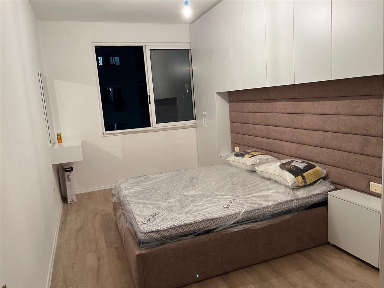 Jepet me qera apartamenti 1+1+ Garderobe +Ballkon