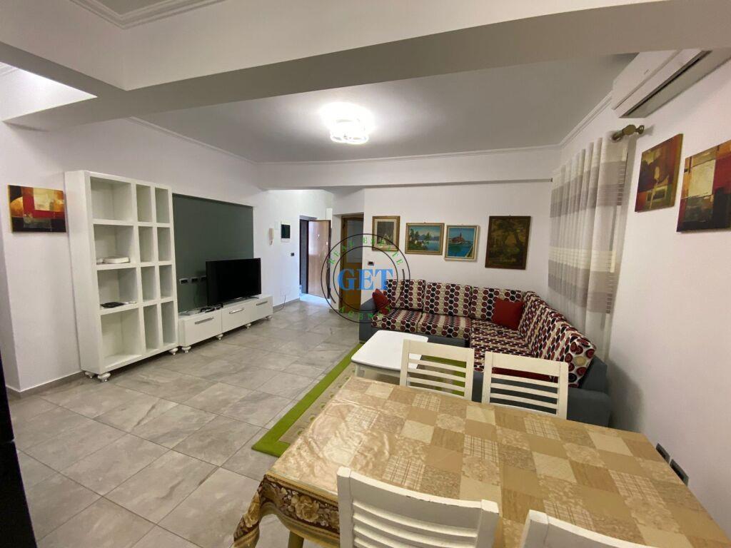 Qira, Apartament 2+1, Bulevard, Durres!