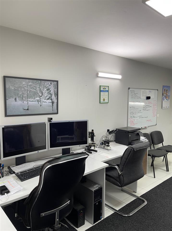 ZYRE/STUDIO ME QERA, AMBJENT I KOMPLETUAR