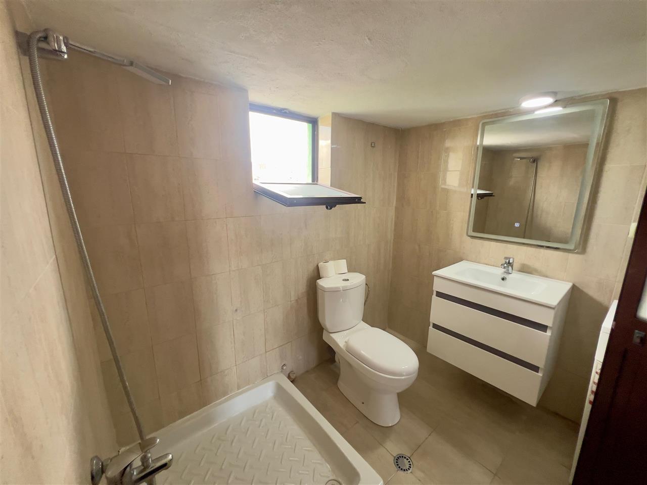 SHESIM APARTAMENT 1+1 PRANE RRUGES 5- Maji!!