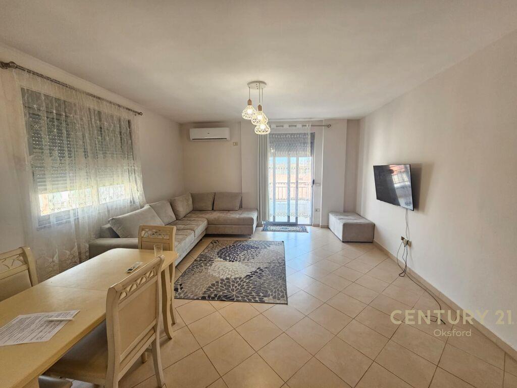 Qira Apartament 3+1+2 Vilat Gjermane 700 €