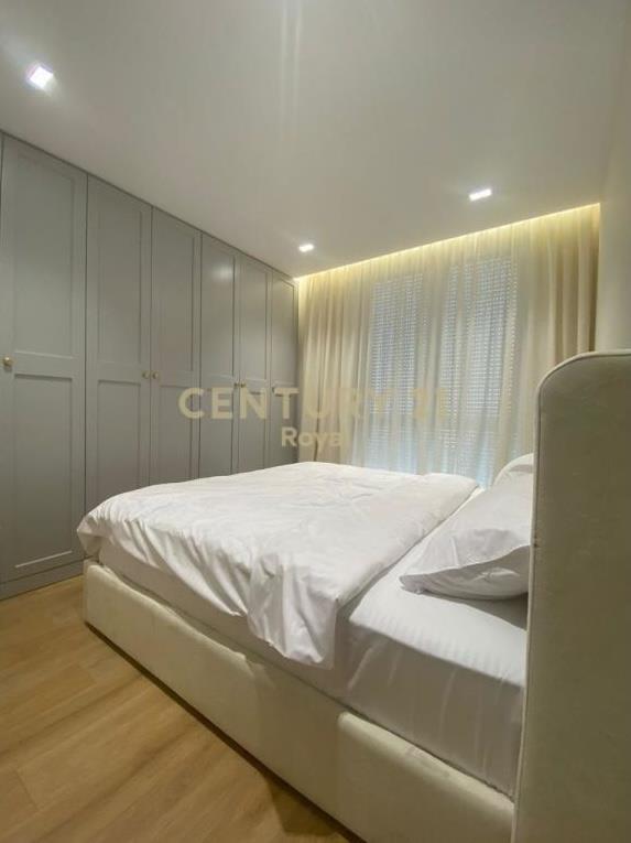 Qira Apartament 2+1+2 | 21 Dhjetori 1200 €