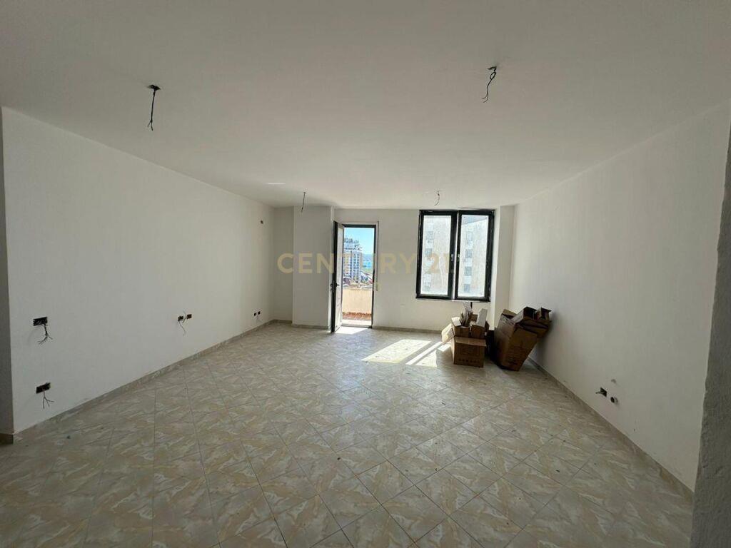 SHITET APARTAMENT 2+1+2 ME PAMJE DETI NE VOLLGA!