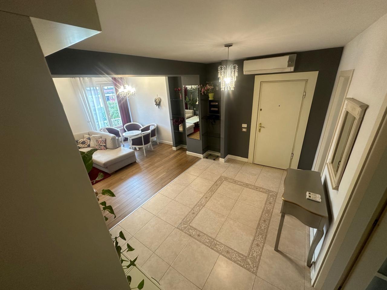 Qera, Duplex 3+1, Rruga e Durrësit, Tiranë