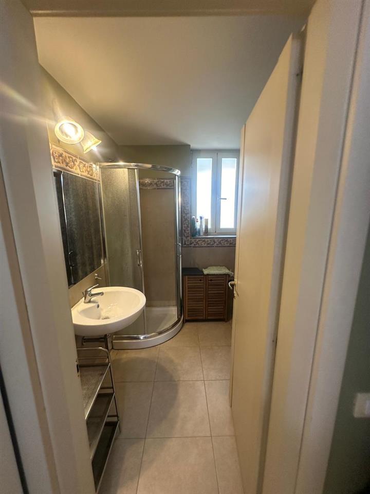 Qera, Duplex 3+1, Rruga e Durrësit, Tiranë