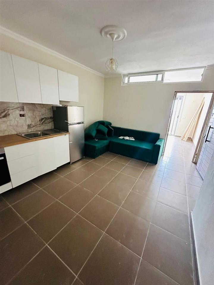 Shitet apartament 1+1 te shkembi Kavajes pamje deti