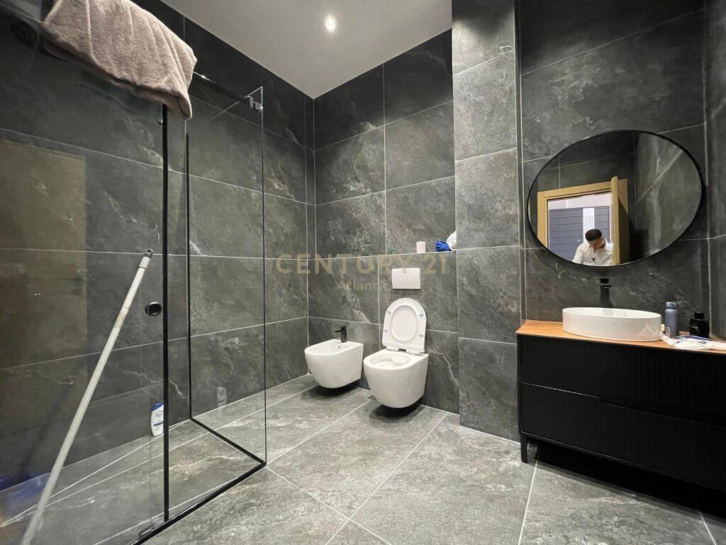 SHITET SUPER APARTAMENT 1+1 ME PAMJE DETI ANSORE NE VOLLGA!