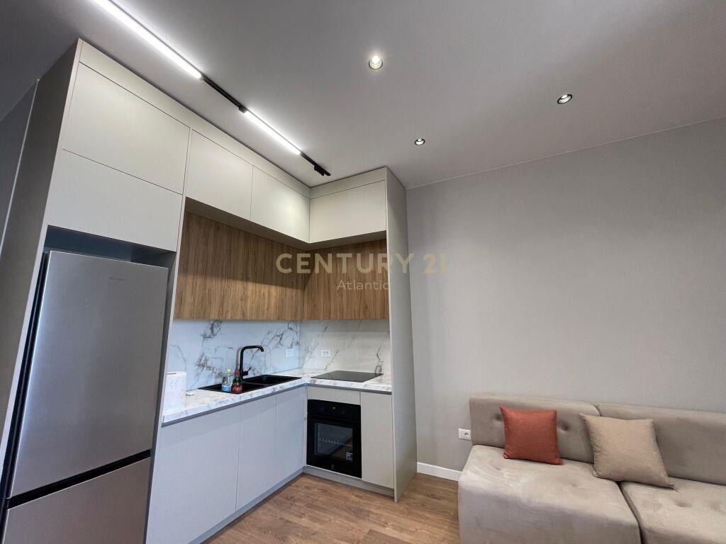 SHITET SUPER APARTAMENT 1+1 ME PAMJE DETI ANSORE NE VOLLGA!